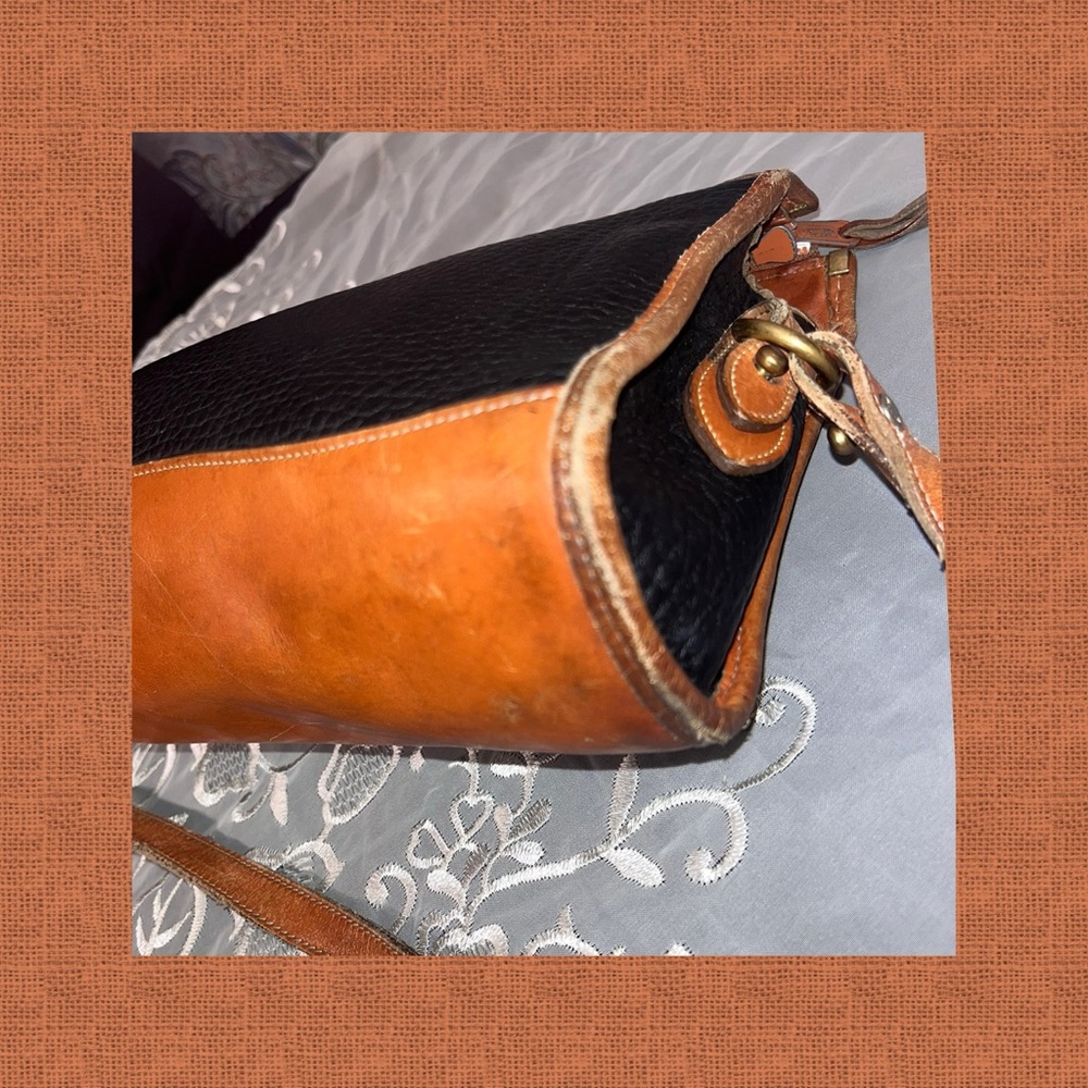 Vintage Dooney & Bourke cross body shoulder bag - Picture 6 of 10